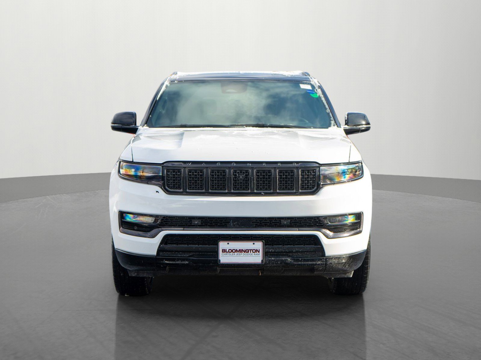 2024 Jeep Wagoneer L Series II photo 2