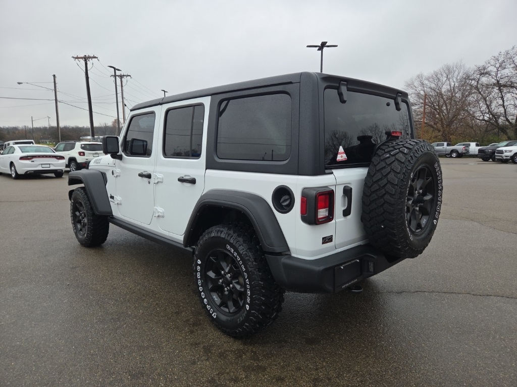 2023 Jeep Wrangler Willys photo 4