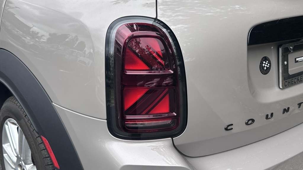 2024 Mini Cooper S Iconic photo 6