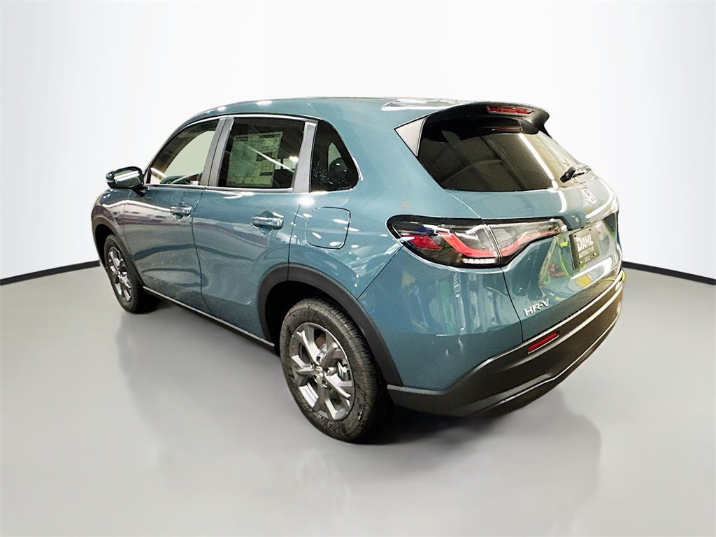 2026 Honda HR-V LX photo 4