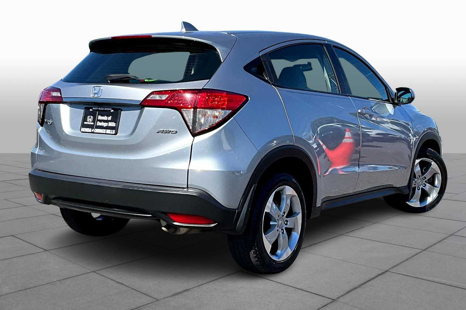 2019 Honda HR-V LX photo 12
