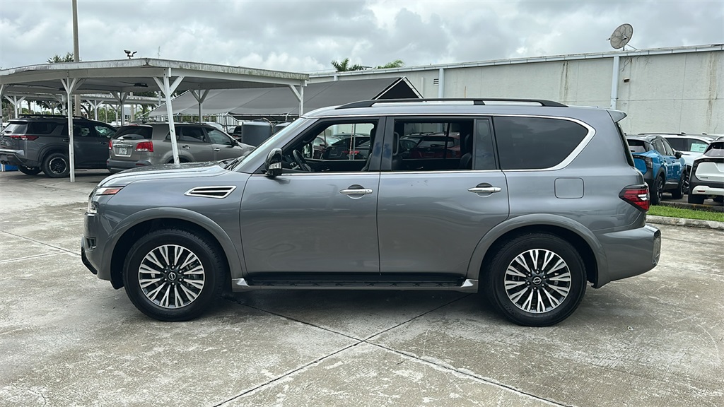 2023 Nissan Armada SL photo 4