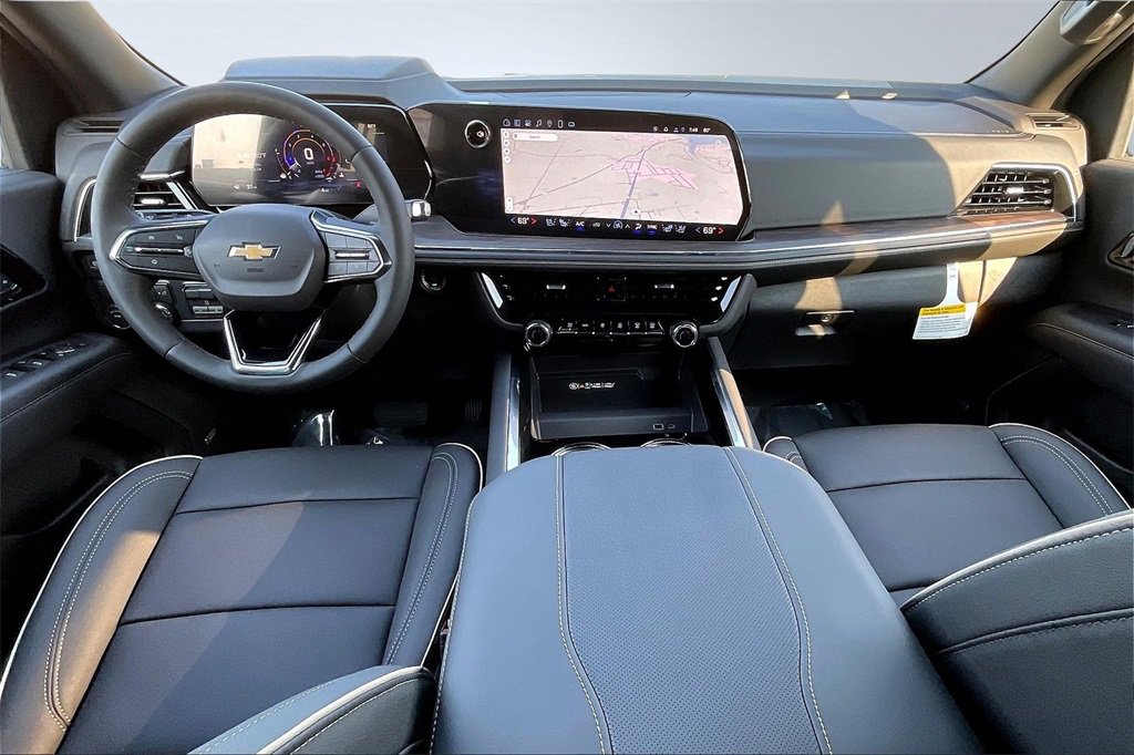 2025 Chevrolet Tahoe Premier photo 5