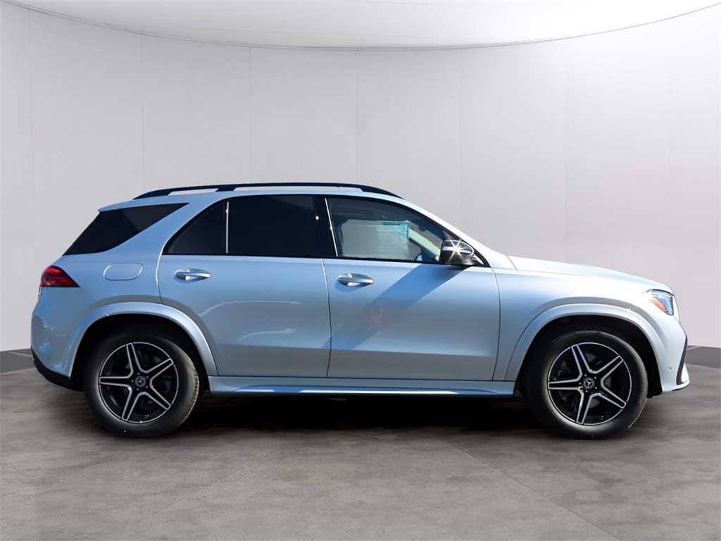 2025 Mercedes Benz GLE 350 4MATIC photo 4