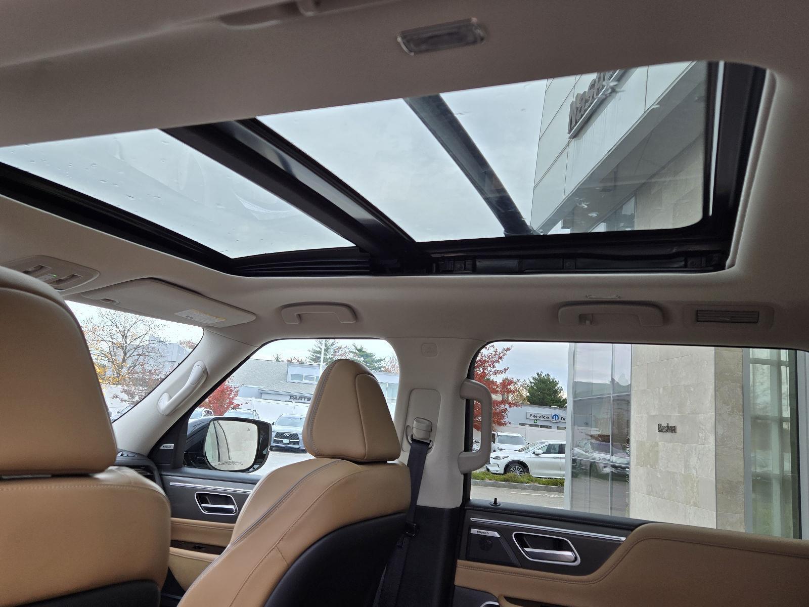 2025 Infiniti QX80 Luxe photo 4