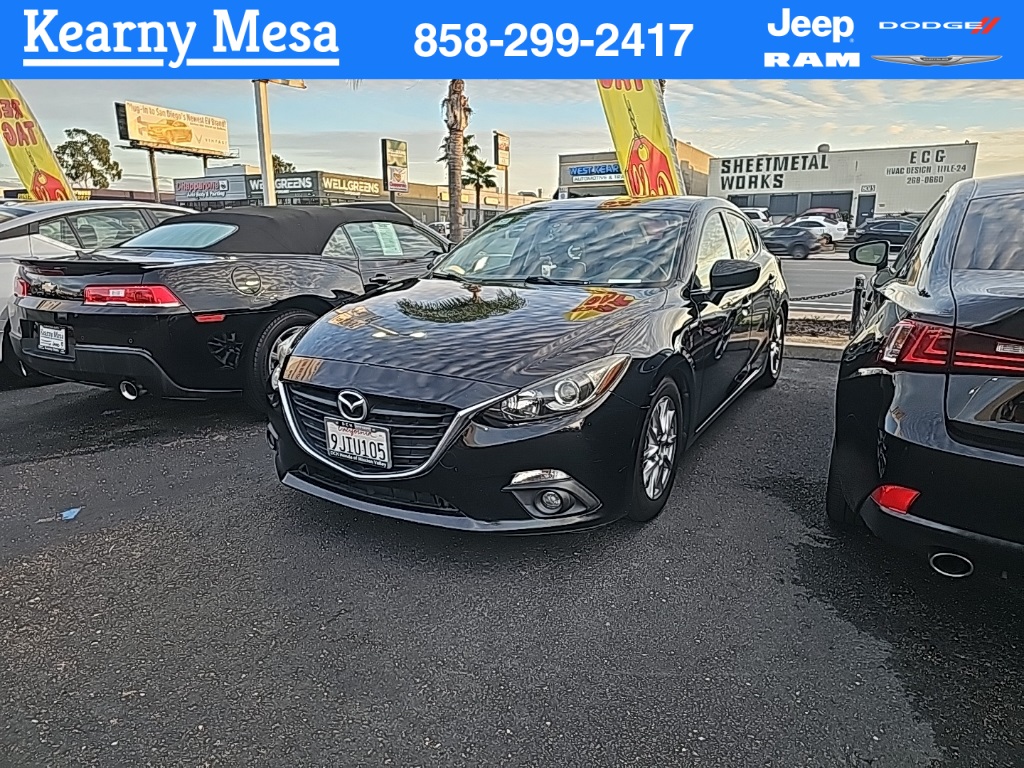 2015 Mazda MAZDA3 i Grand Touring's photo