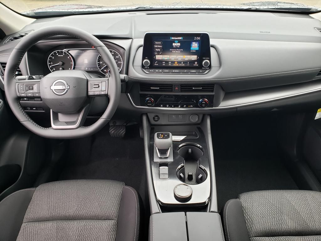 2026 Nissan Rogue SV photo 7
