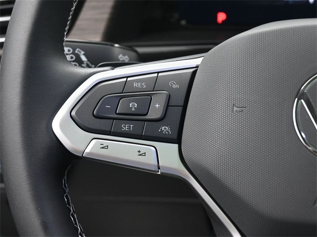 2025 Volkswagen Atlas SEL photo 20