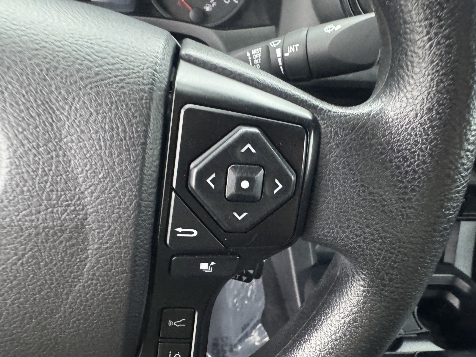 2021 Toyota Tacoma SR Access Cab photo 13