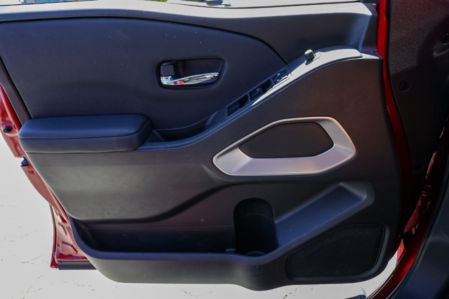 2024 Nissan Frontier SV photo 21