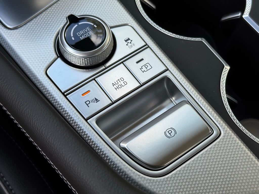 2026 Genesis G70 2.5T Prestige photo 32