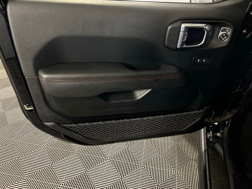 2023 Jeep Wrangler Rubicon photo 22