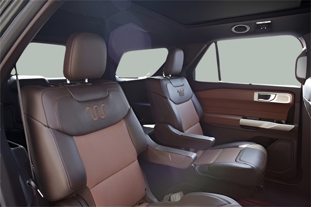 2022 Ford Explorer King Ranch photo 13