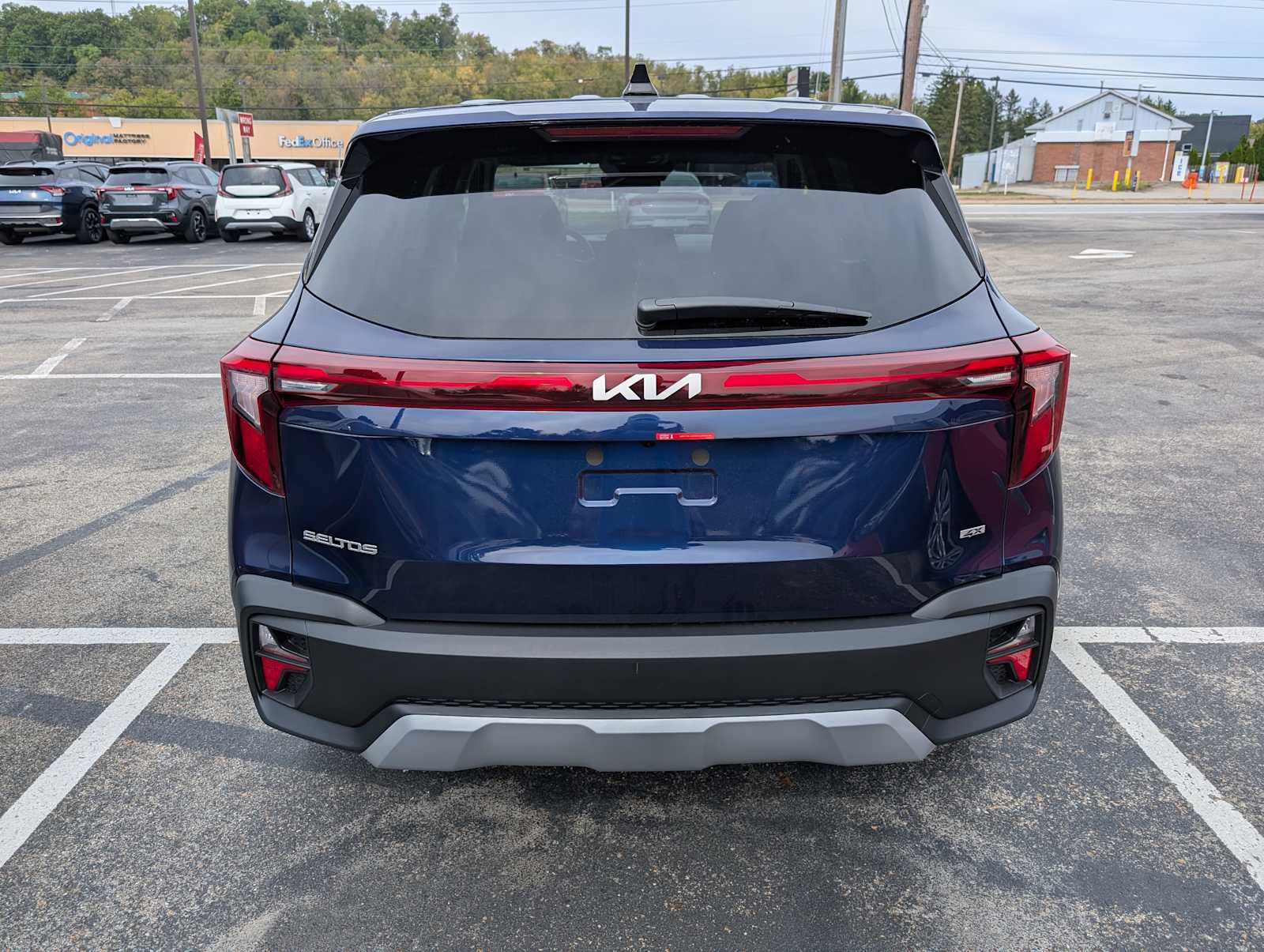 2026 Kia Seltos LX photo 8
