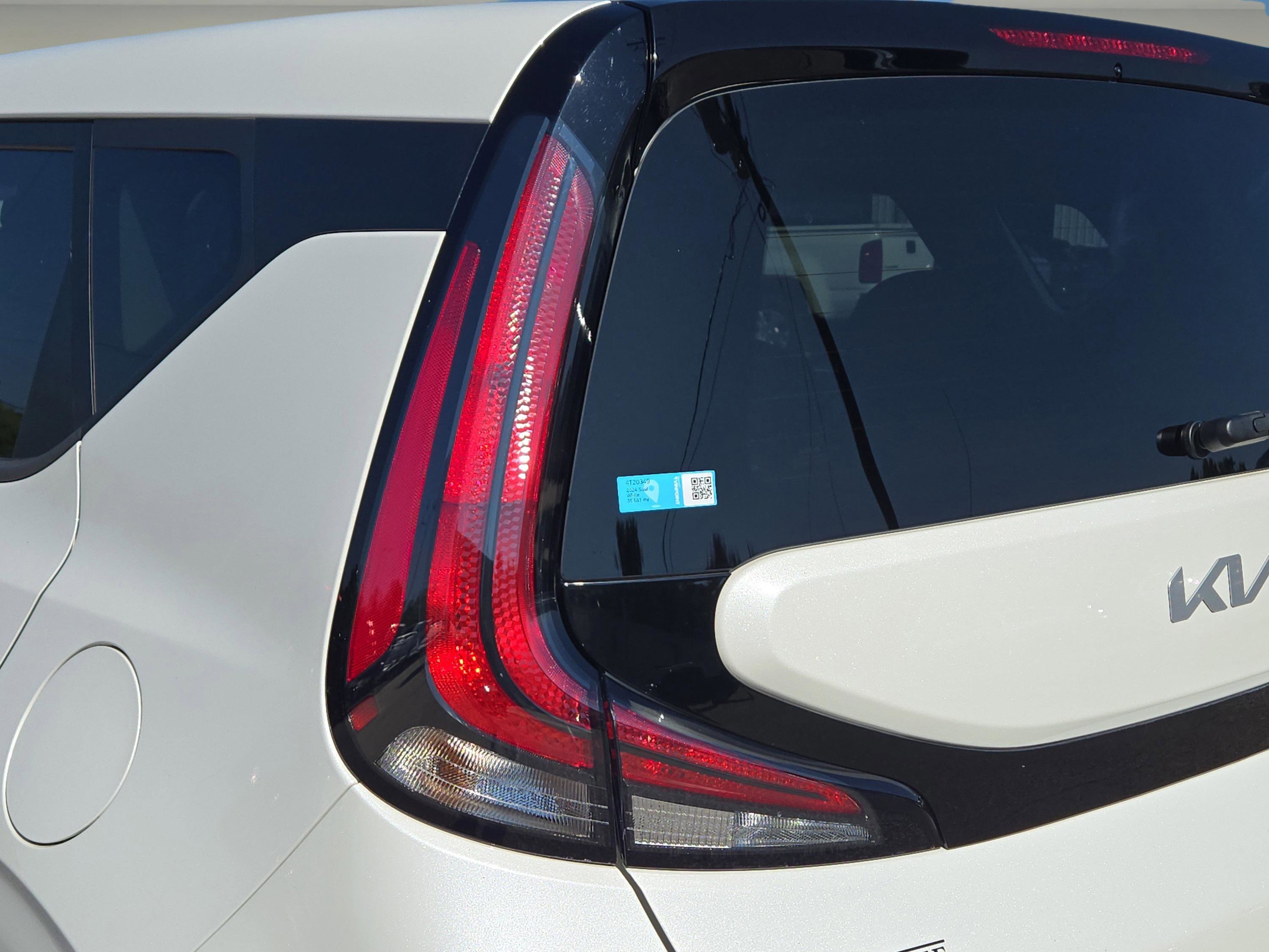 2024 Kia Soul LX photo 9
