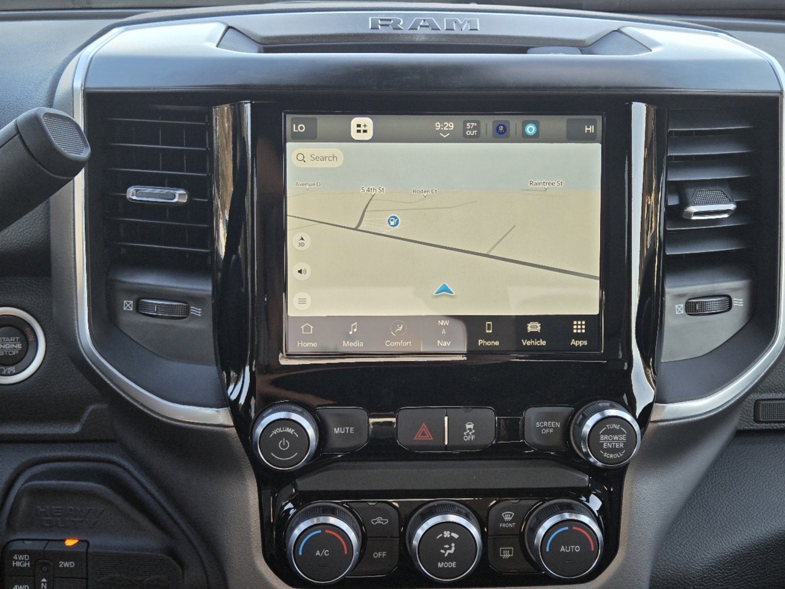 2024 Ram 2500 Big Horn photo 32