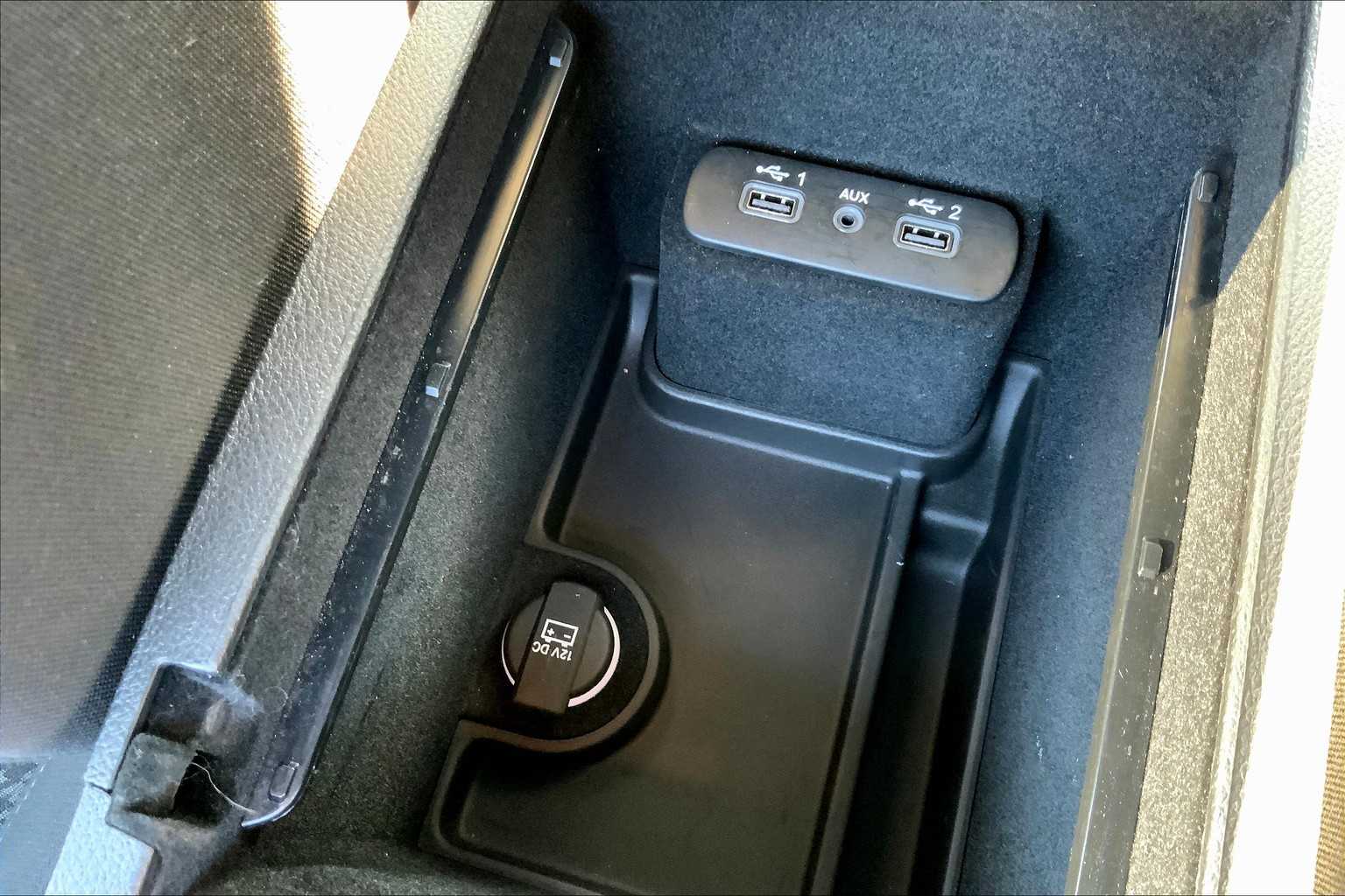 2023 Dodge Charger SXT photo 31