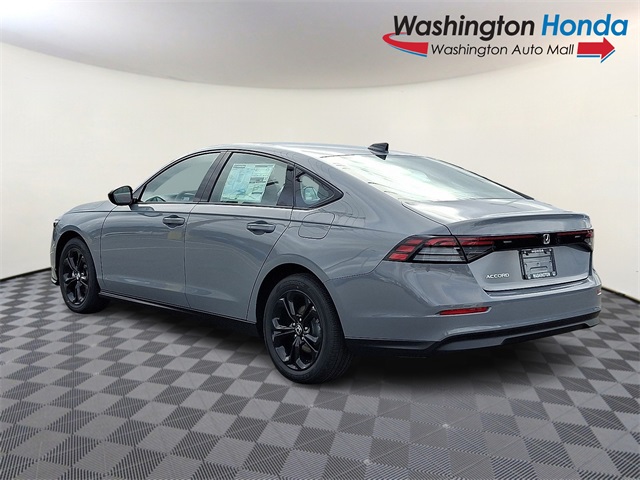 2025 Honda Accord SE photo 4