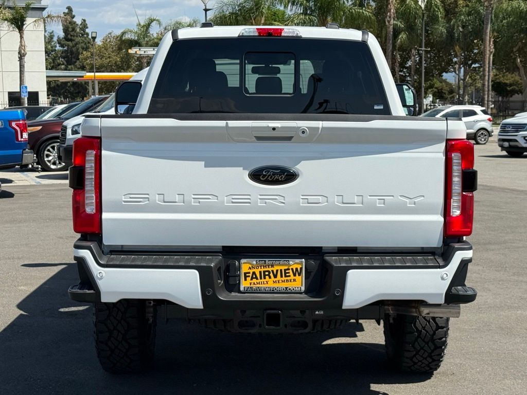2025 Ford F-250 Lariat photo 4