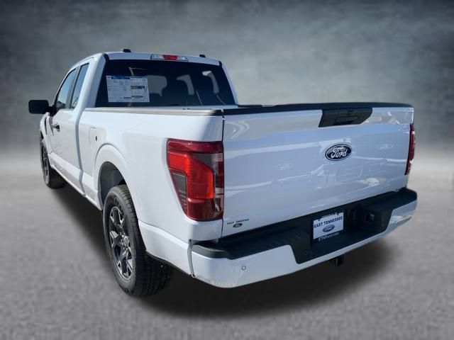 2025 Ford F-150 STX photo 4