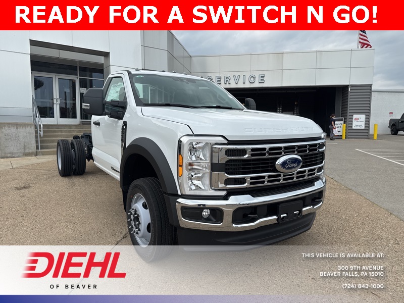 2025 Ford F-550 Super Duty Chassis Cab XL's photo