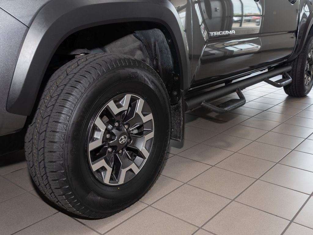 2021 Toyota Tacoma TRD Off-Road photo 5