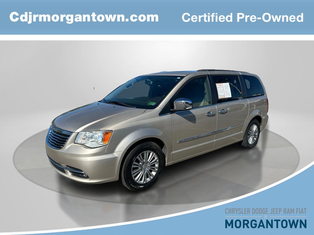 2016 Chrysler Town & Country Anniversary Edition