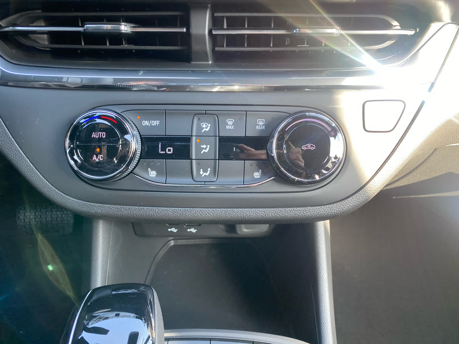 2025 Buick Envista Preferred photo 43