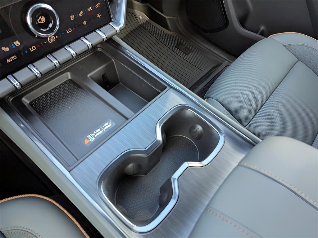 2026 Gmc Acadia AT4 photo 8