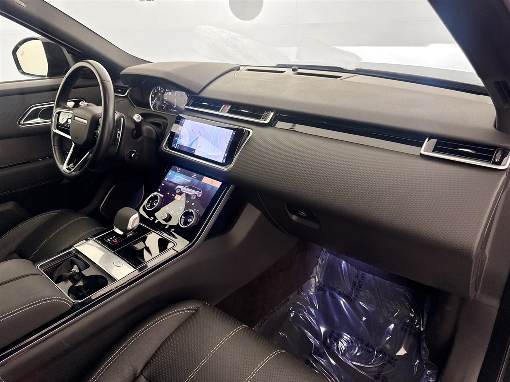 2022 Land Rover Range Rover Velar S photo 28