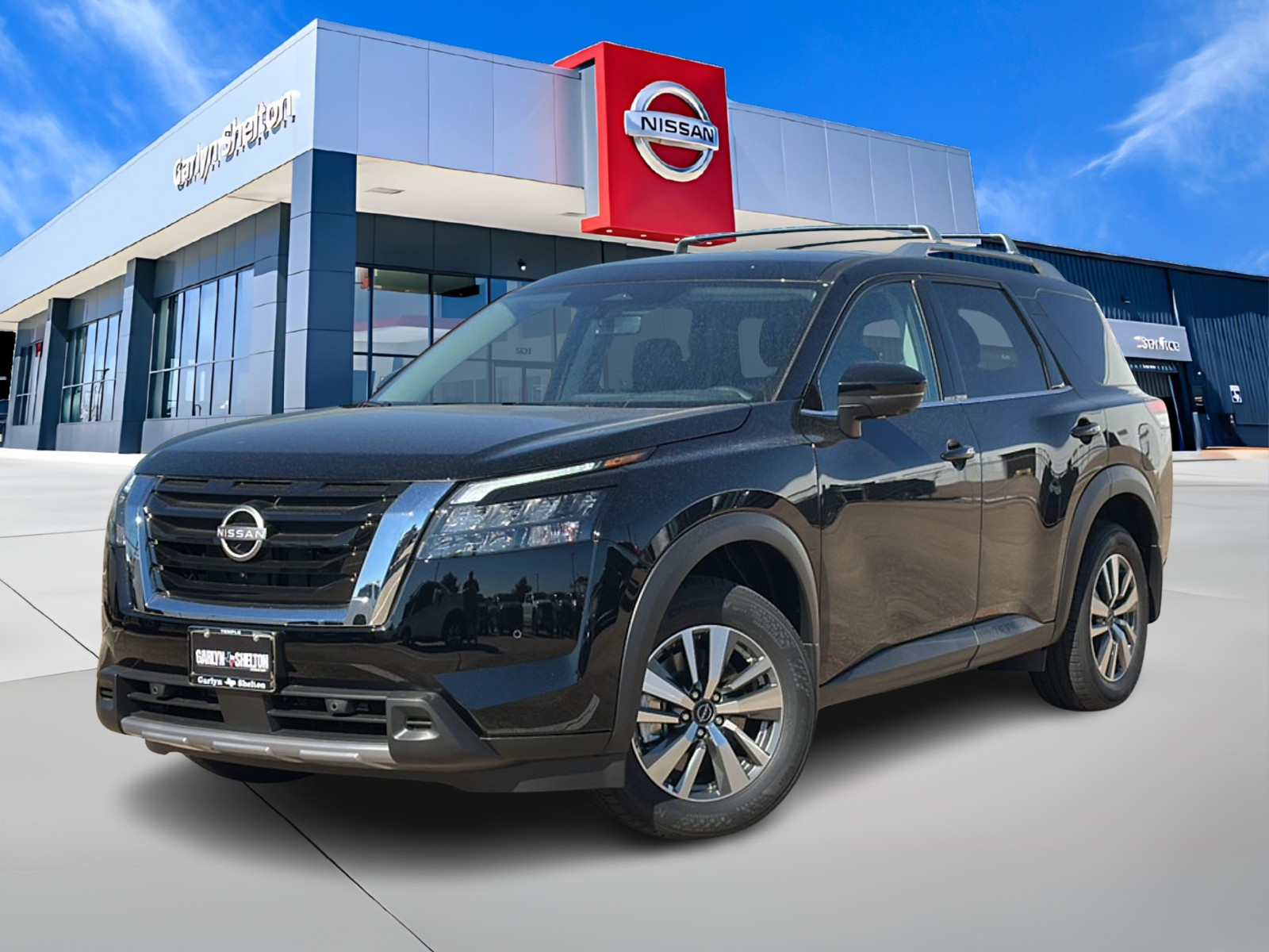 2025 Nissan Pathfinder SL's photo