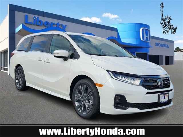 2026 Honda Odyssey Touring's photo