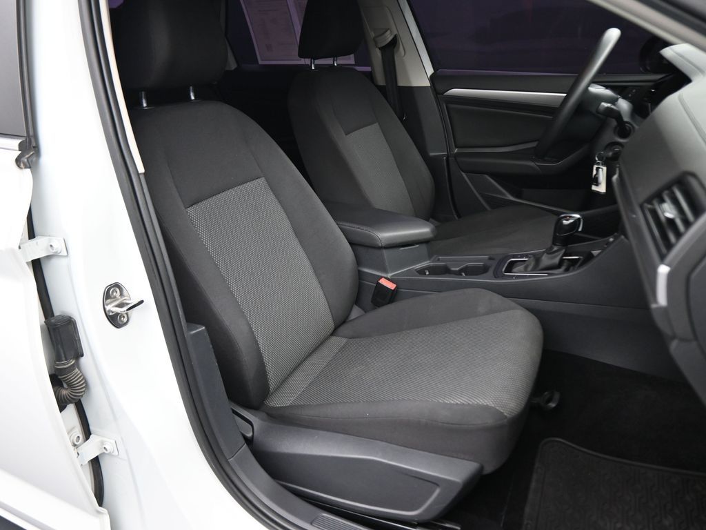 2019 Volkswagen Jetta 1.4T S photo 45