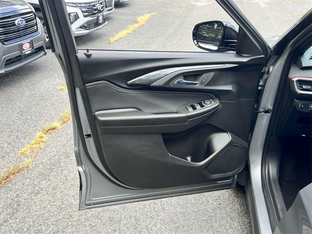 2023 Chevrolet Trailblazer RS photo 12