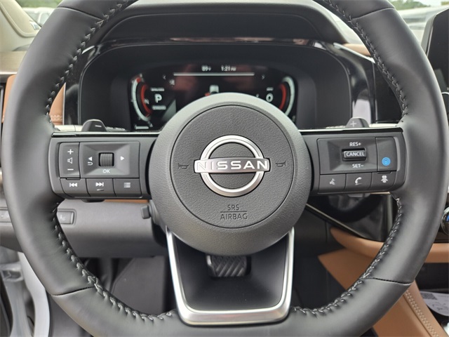 2025 Nissan Pathfinder Platinum photo 24