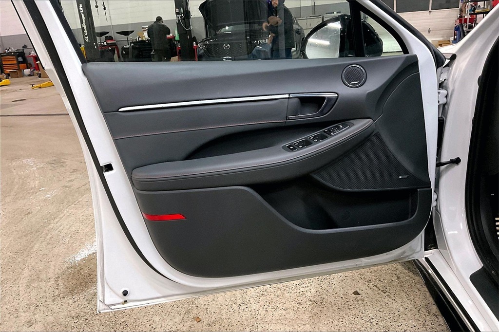 2021 HYUNDAI SONATA - Image 22