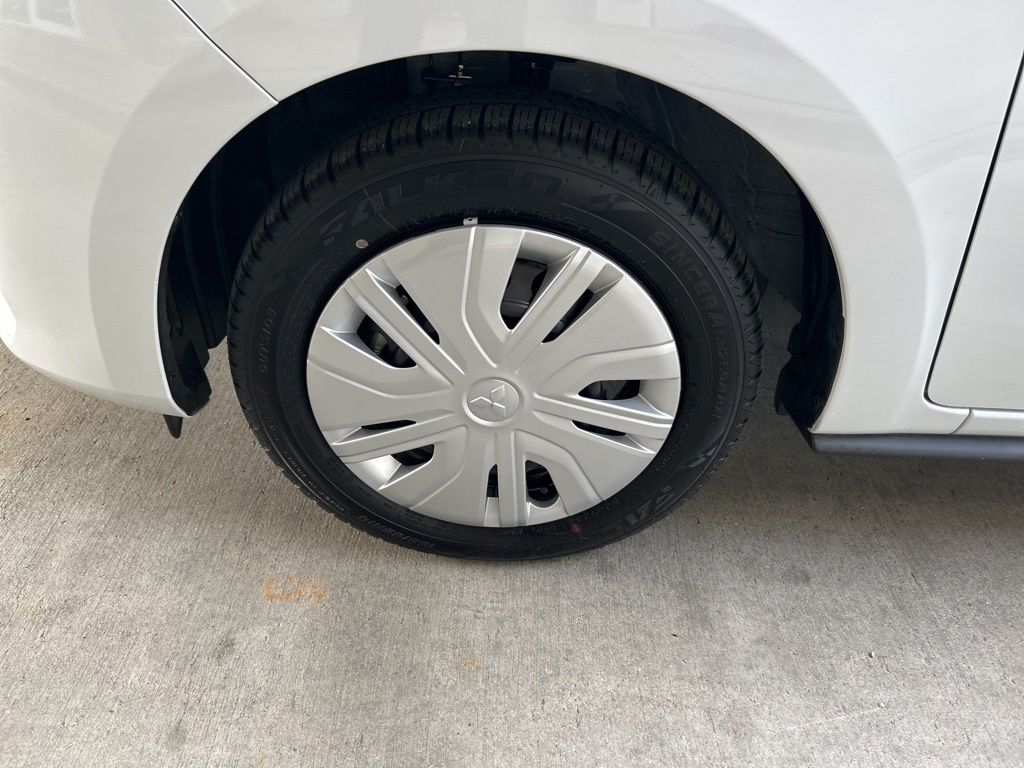 2024 Mitsubishi Mirage ES photo 12