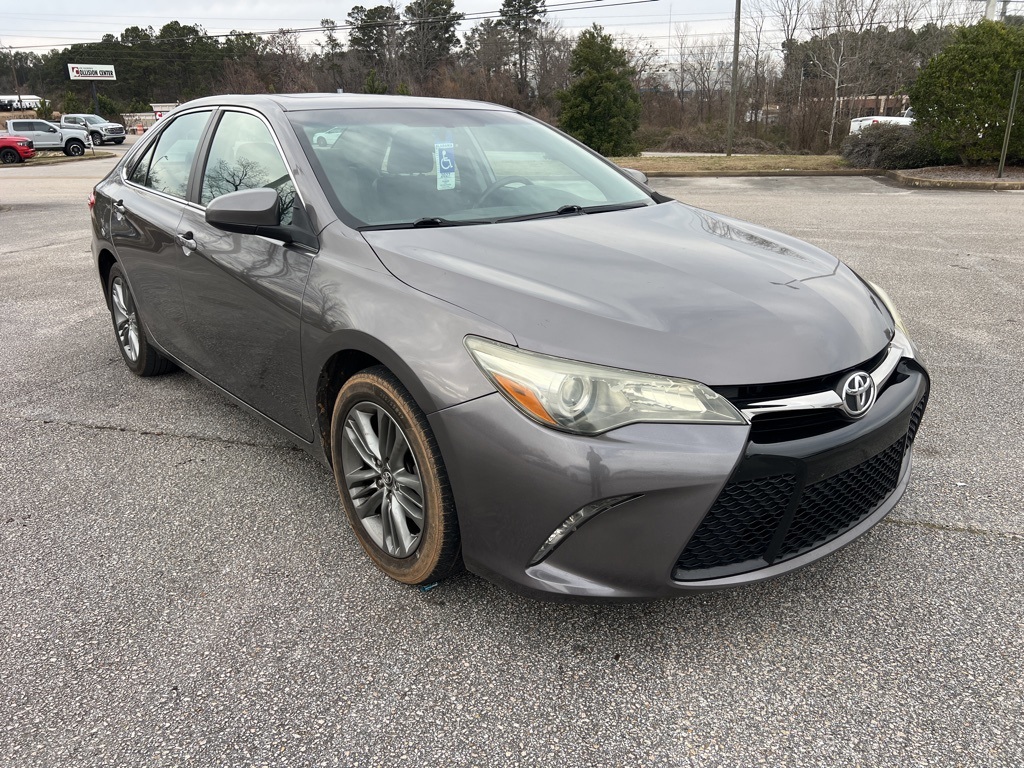 Used 2017 Toyota Camry SE with VIN 4T1BF1FK9HU276103 for sale in Opelika, AL