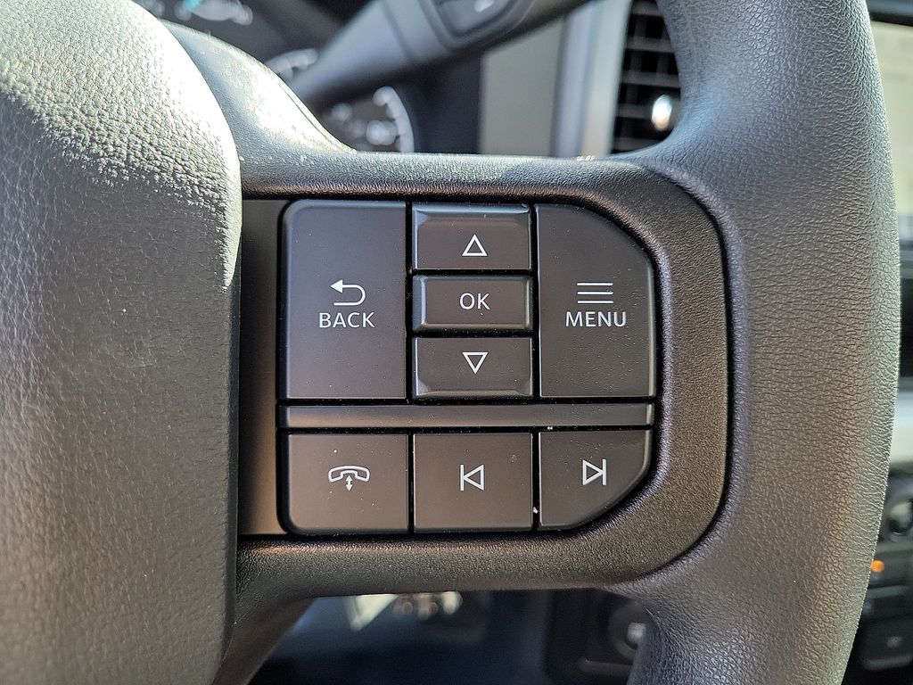 2023 Ford F-550 XL photo 5