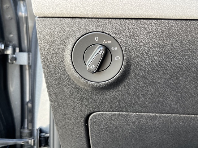 2023 Volkswagen Taos S photo 28