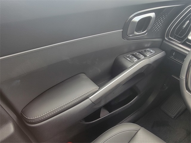2026 Kia Sorento S photo 26
