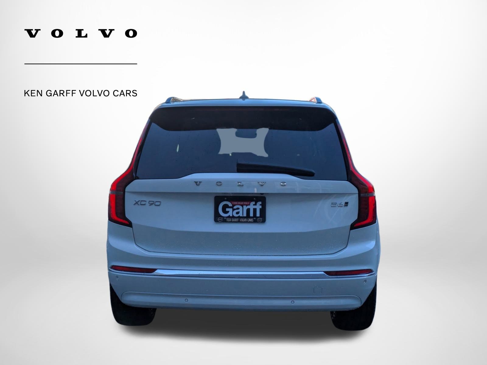 2025 Volvo XC90 Core photo 4