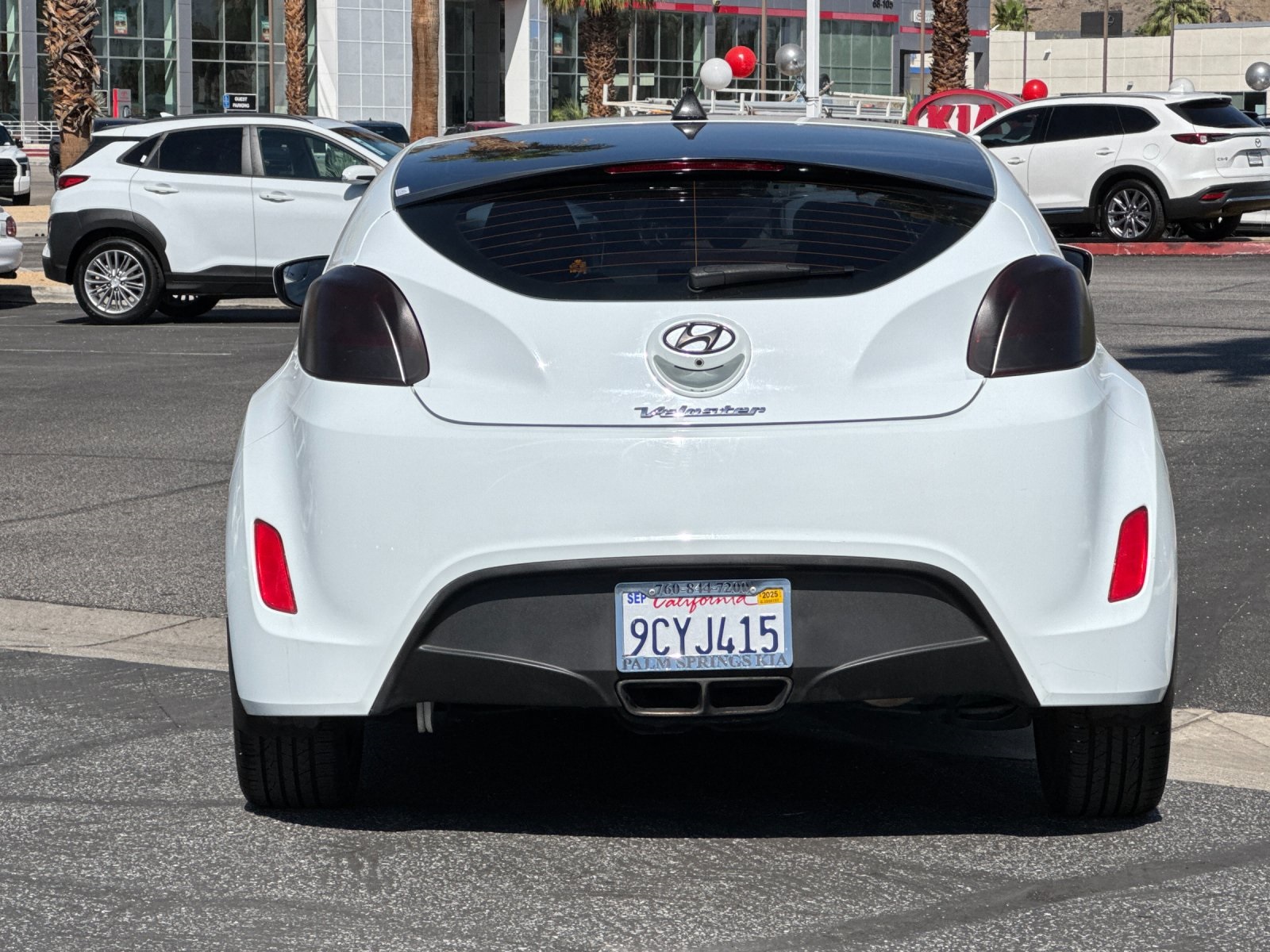 2016 Hyundai Veloster Base photo 4