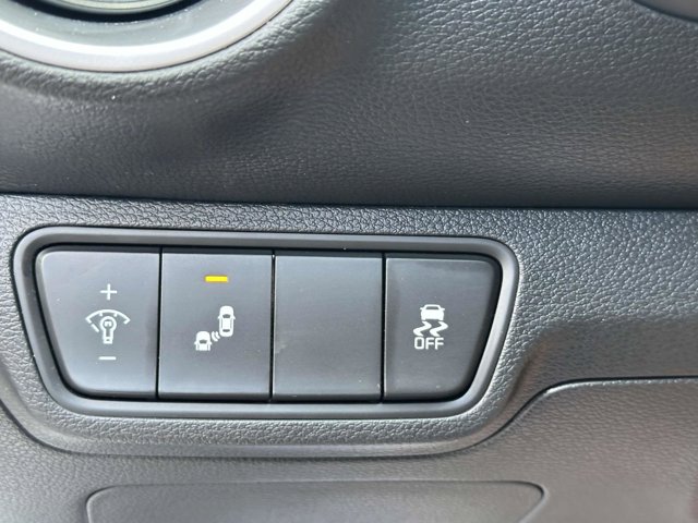 2024 Kia Forte GT-Line photo 15