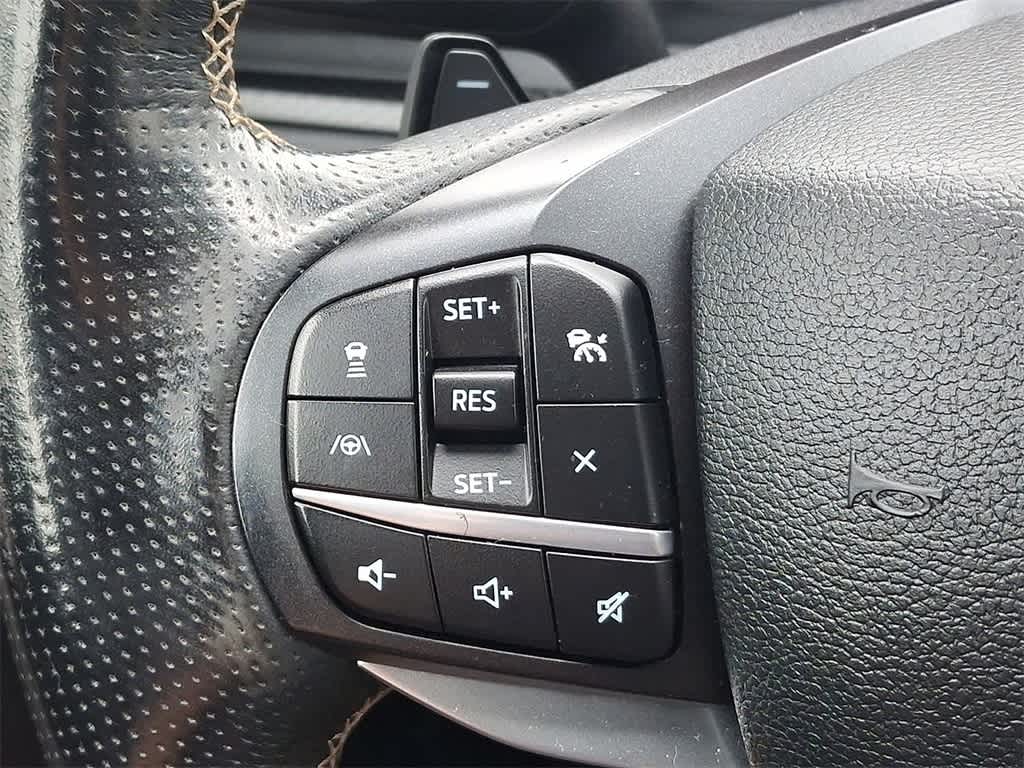 2020 Ford Explorer ST photo 21