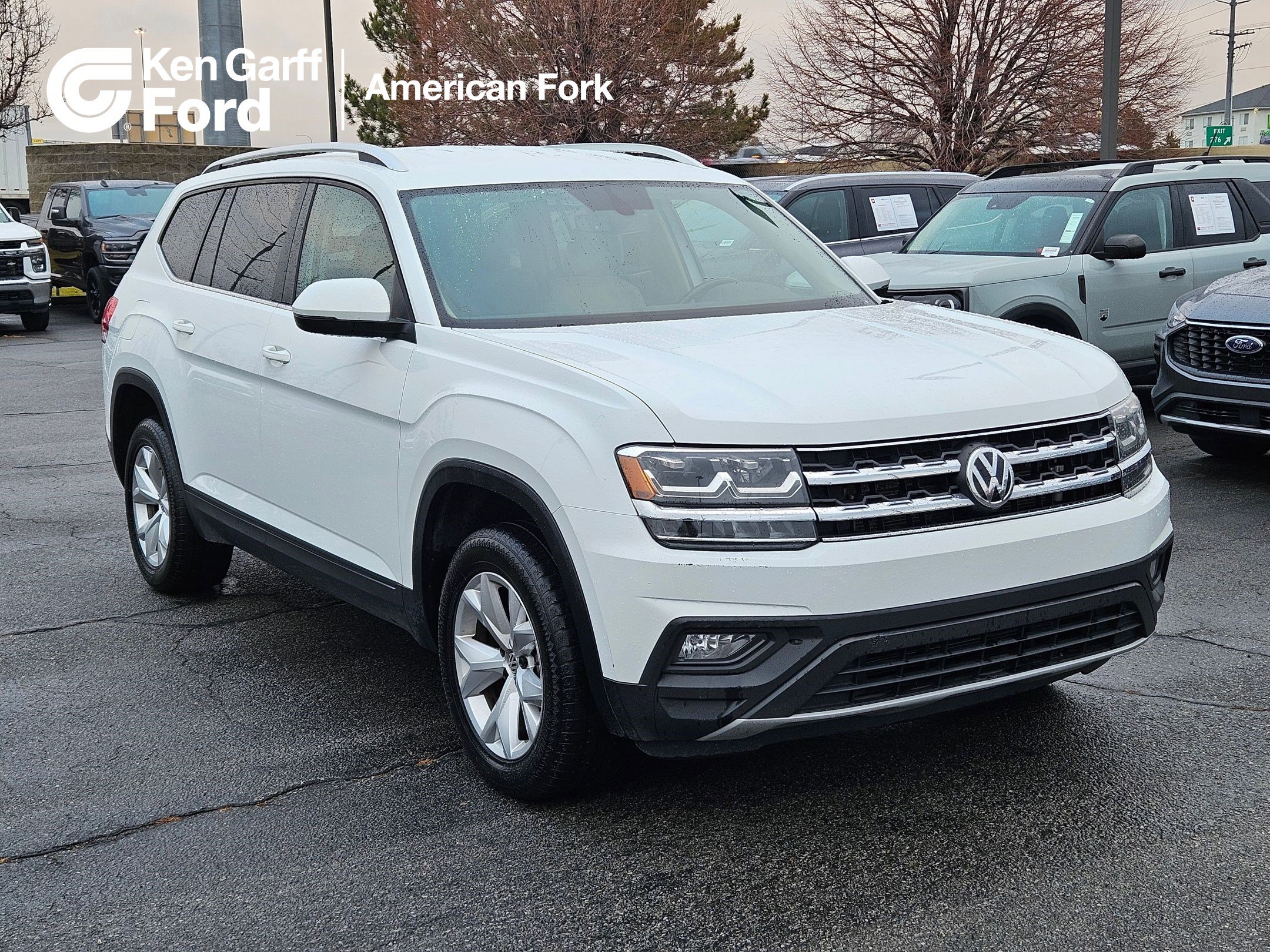 2019 Volkswagen Atlas SE's photo
