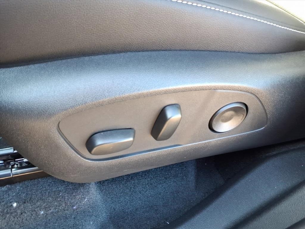 2026 Chevrolet Traverse photo 4