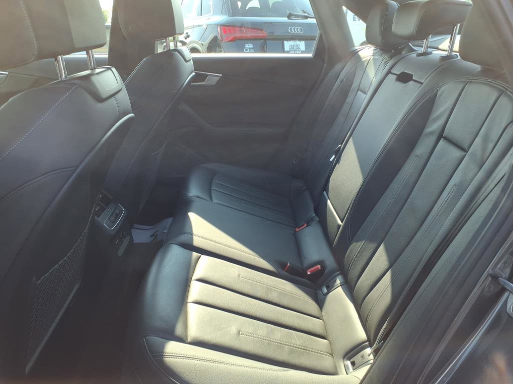 2023 Audi A4 S line Quattro Premium Plus photo 19