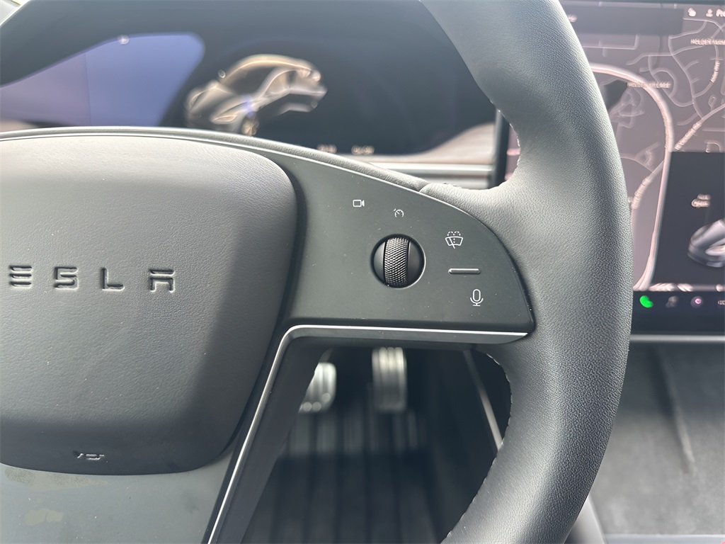 2024 Tesla Model S photo 16