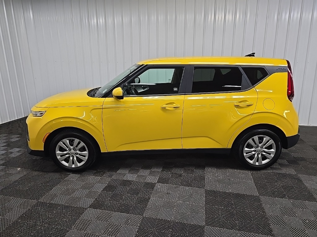 2020 Kia Soul LX photo 4